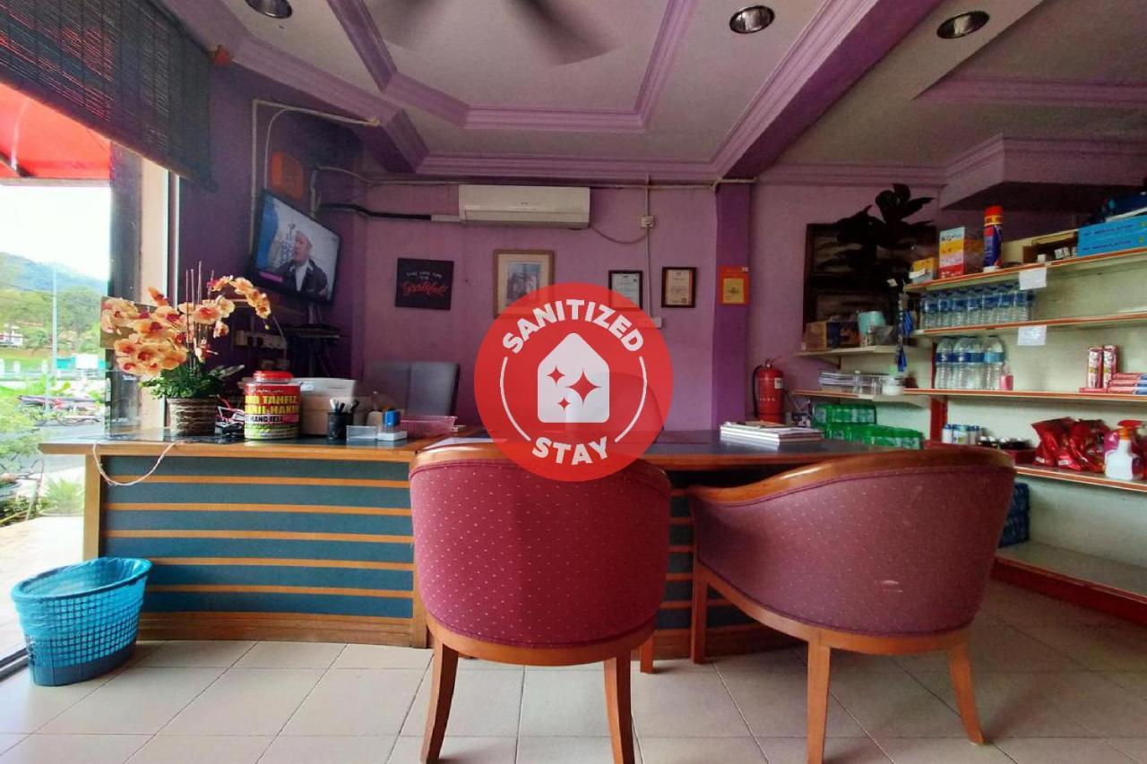 Oyo 89892 Hotel Jeli Inn Kültér fotó