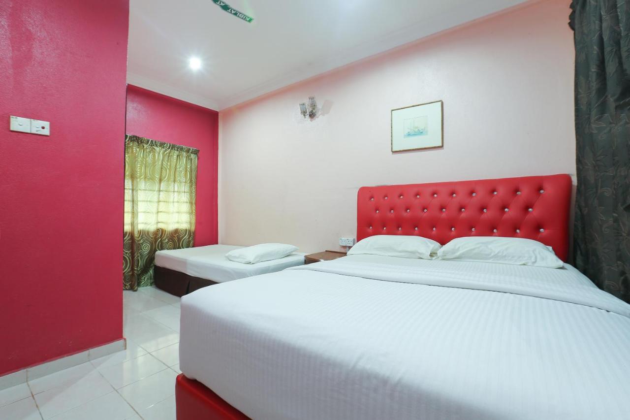 Oyo 89892 Hotel Jeli Inn Kültér fotó