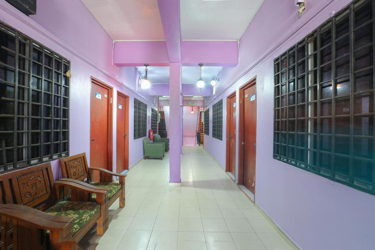 Oyo 89892 Hotel Jeli Inn Kültér fotó