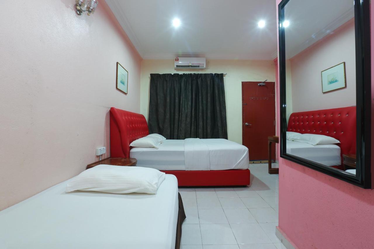 Oyo 89892 Hotel Jeli Inn Kültér fotó