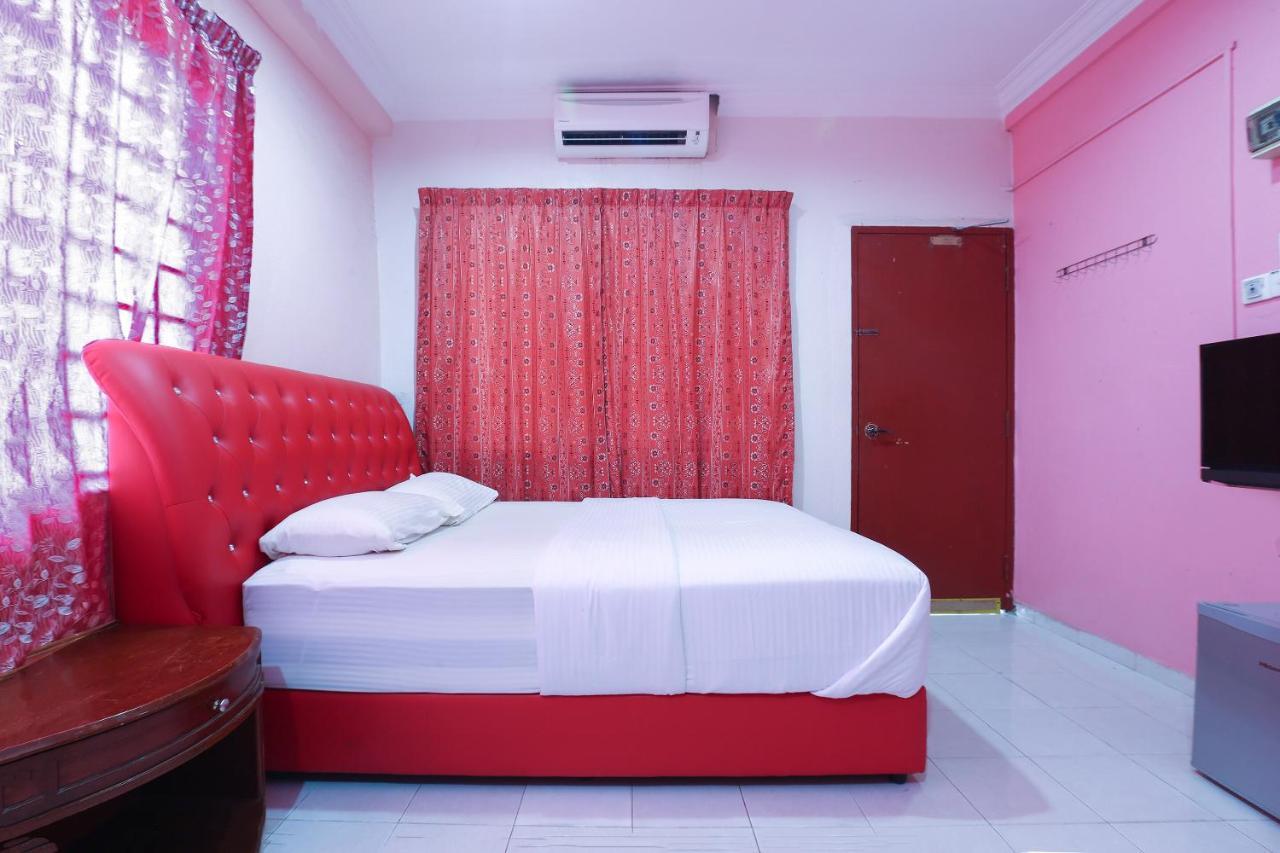 Oyo 89892 Hotel Jeli Inn Kültér fotó